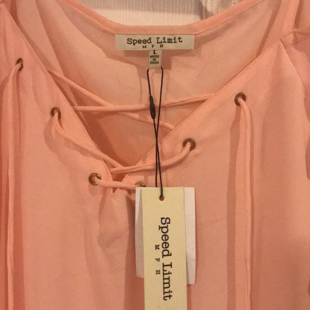 Pink blouse - Picture 2 of 3